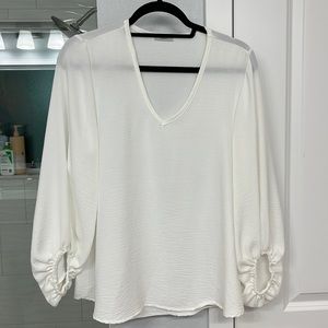White long sleeve blouse